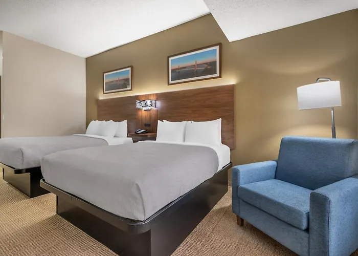 Quality Inn & Suites Rockport-Owensboro North Gold Award Winner