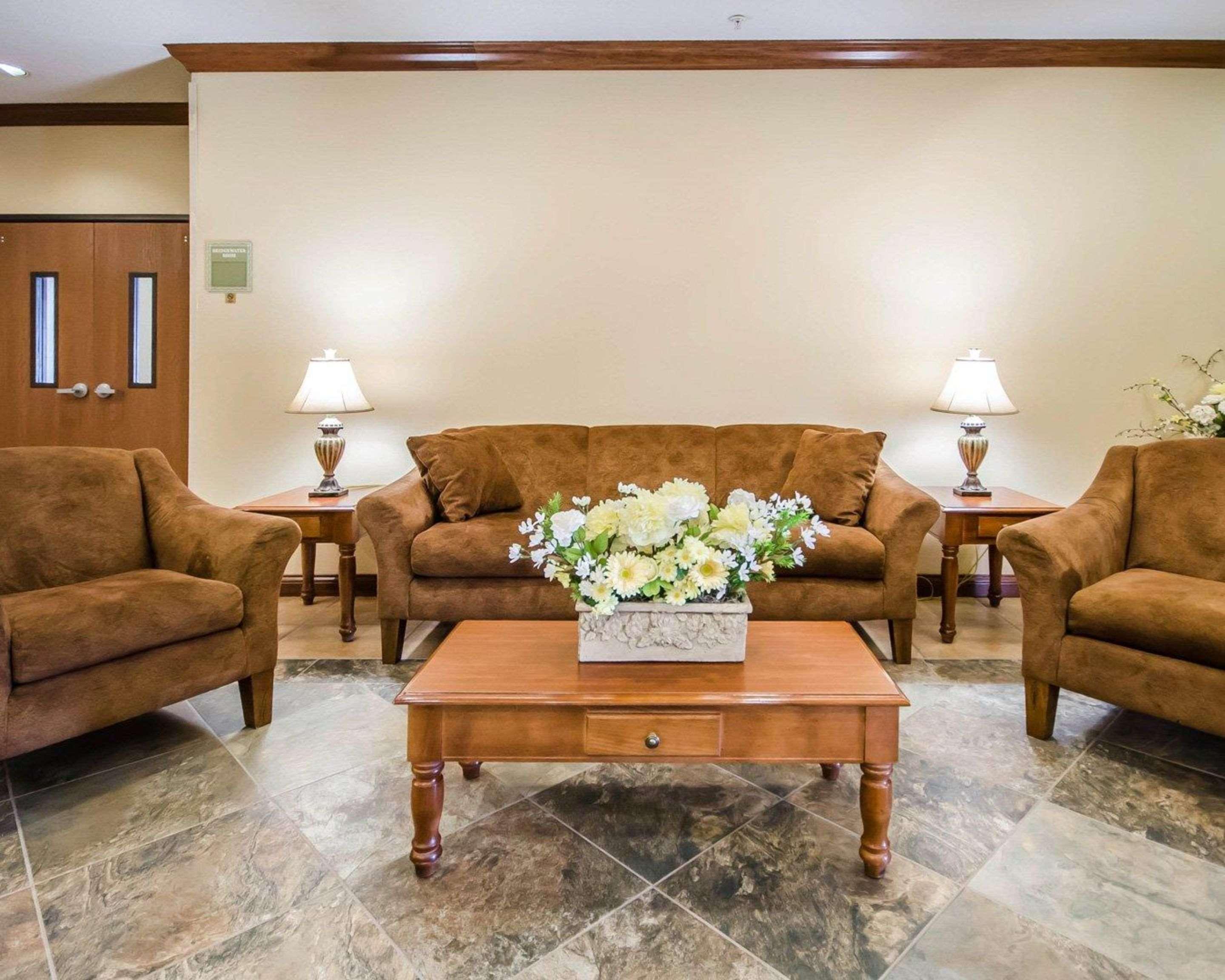 Hotel Quality & Rockport-owensboro North Gold Award Winner Rockport