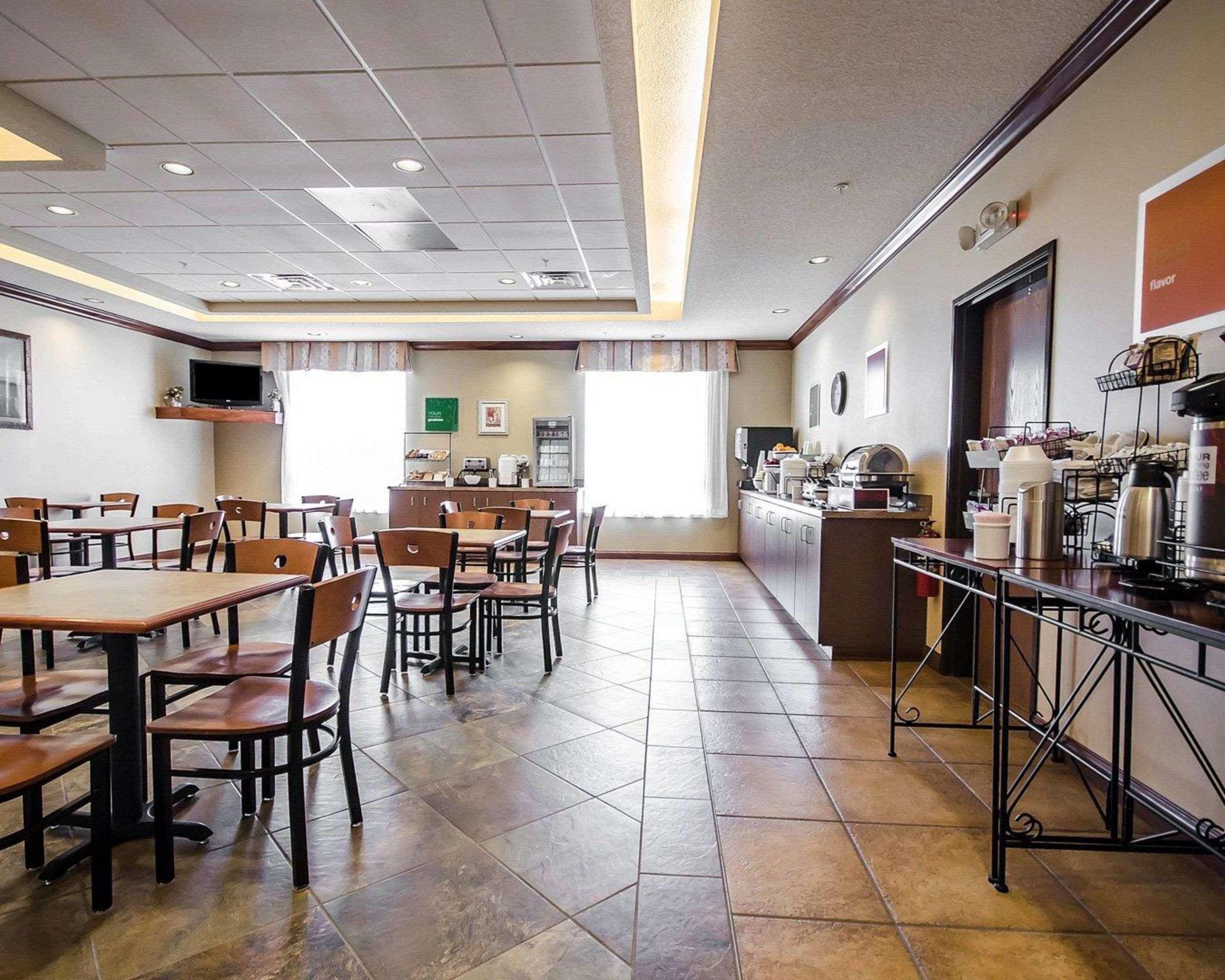 Hotel Quality & Rockport-owensboro North Gold Award Winner 3*