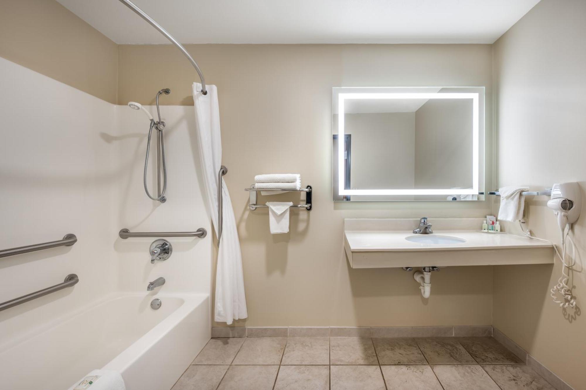 Hotel Quality & Rockport-owensboro North Gold Award Winner 3*