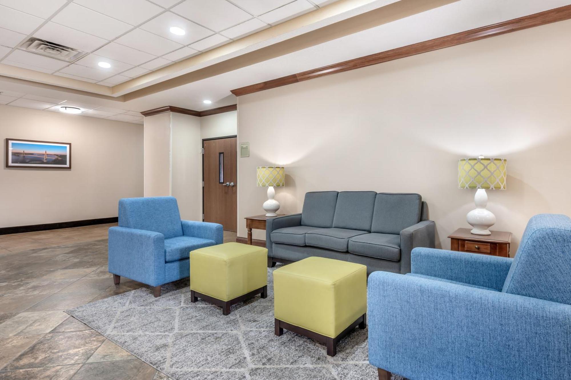 Quality & Rockport-owensboro North Gold Award Winner Hotel 3*