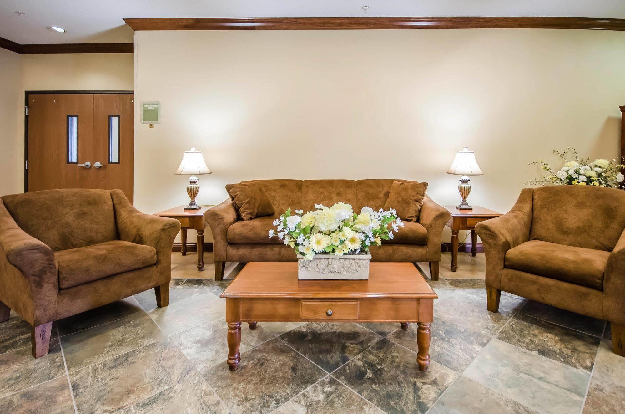 Hotel Quality & Rockport-owensboro North Gold Award Winner